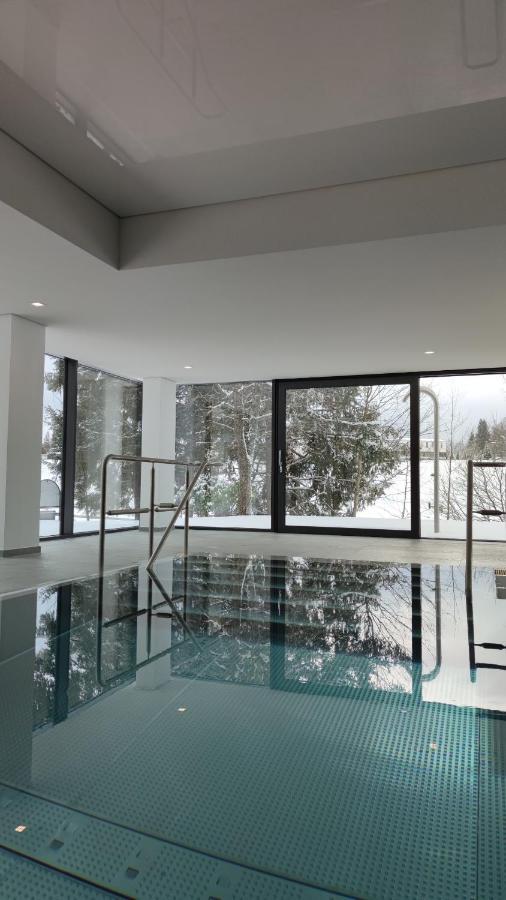 שלוכזי Studio 20Qm Mit Balkon Und Innenpool - 22010 מראה חיצוני תמונה